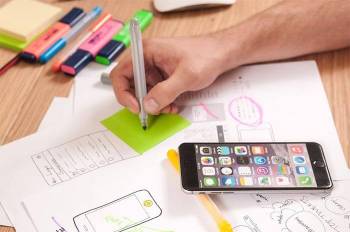 UI چیست و چه اهمیتی دارد؟